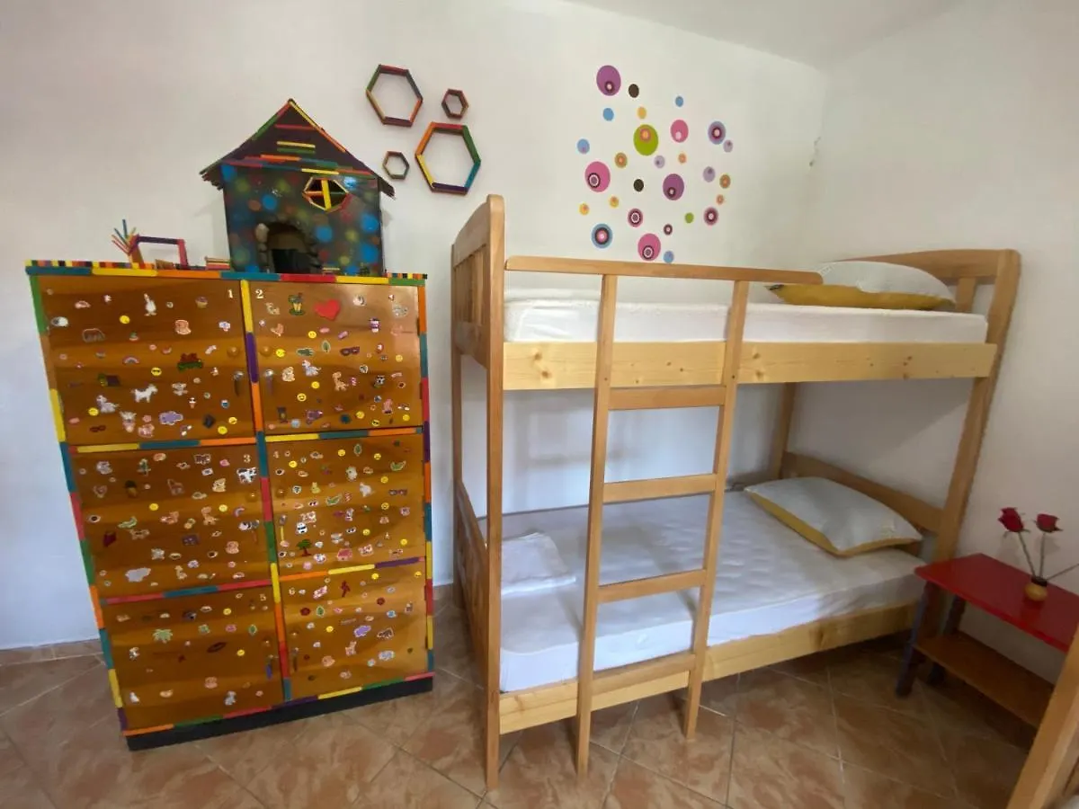 The Hood - Shkodra Backpackers Hostel Albania