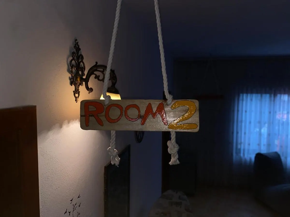 The Hood - Shkodra Backpackers Hostel