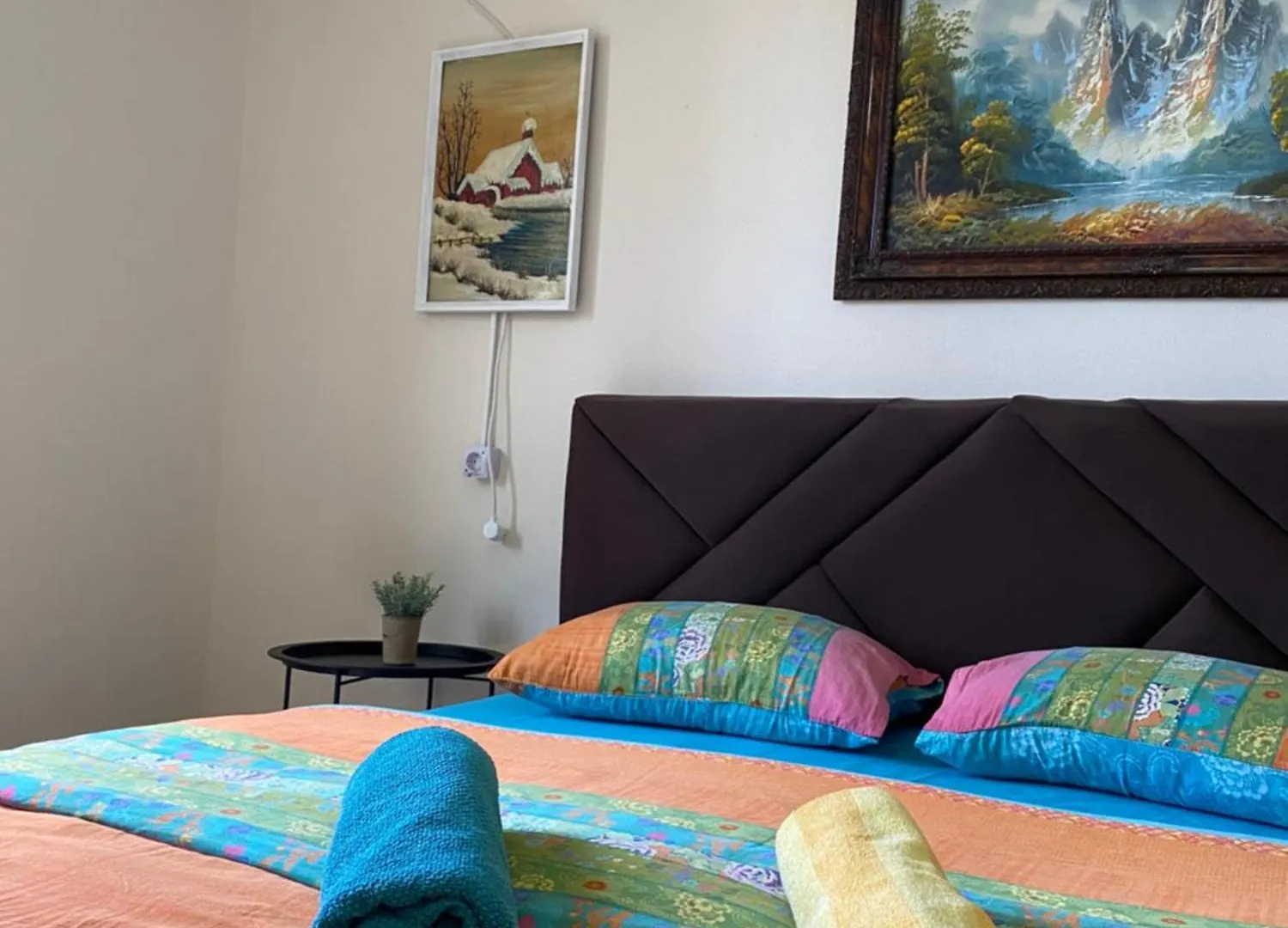 The Hood - Shkodra Backpackers Hostel