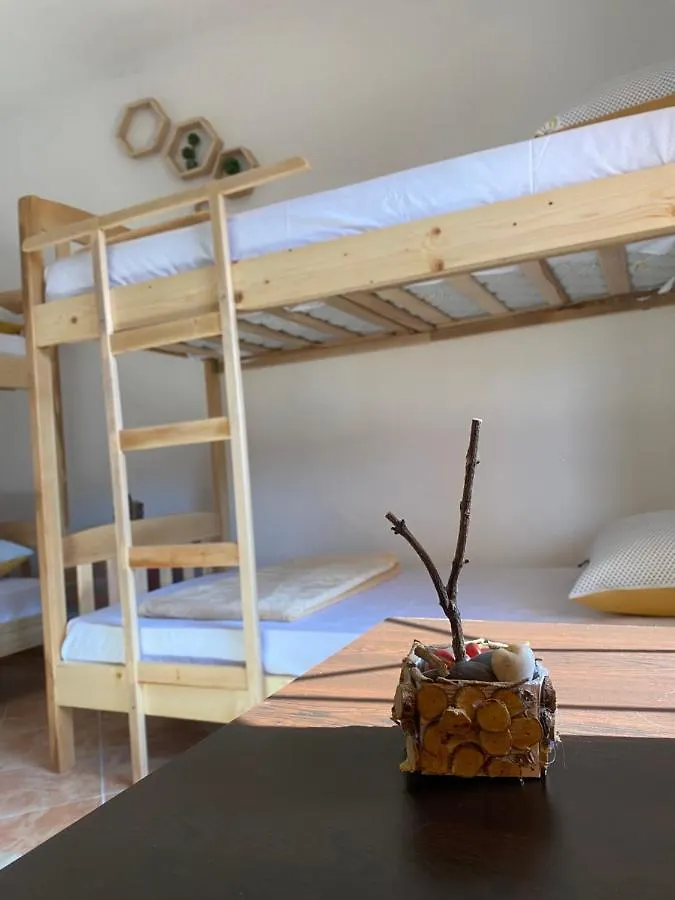 The Hood - Shkodra Backpackers Hostel