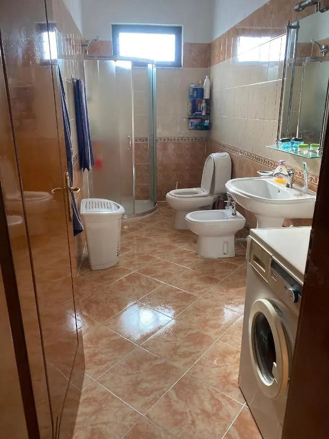 The Hood - Shkodra Backpackers Hostel 0*, Shkoder